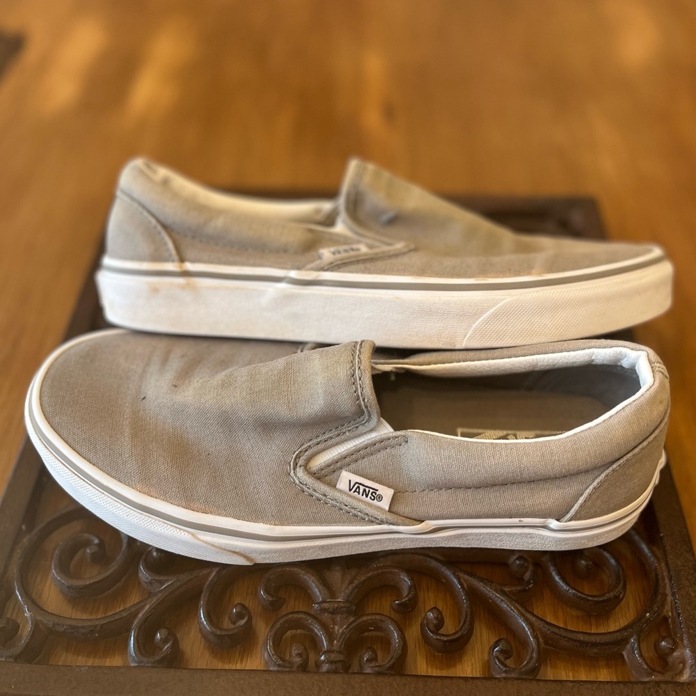 USED Vans // gray // mens 7.5 // womens 9